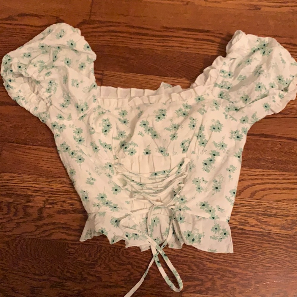 Cute Patterned Top - image 3